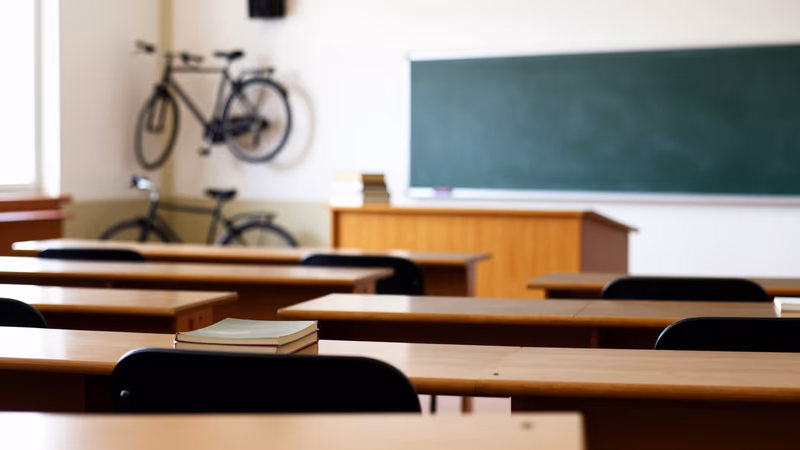 Convocatorias Docentes Universitarios 2026: UCM, Alcalá y Salamanca