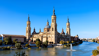 Datos de anuncios de oposiciones y empleo público en Aragón