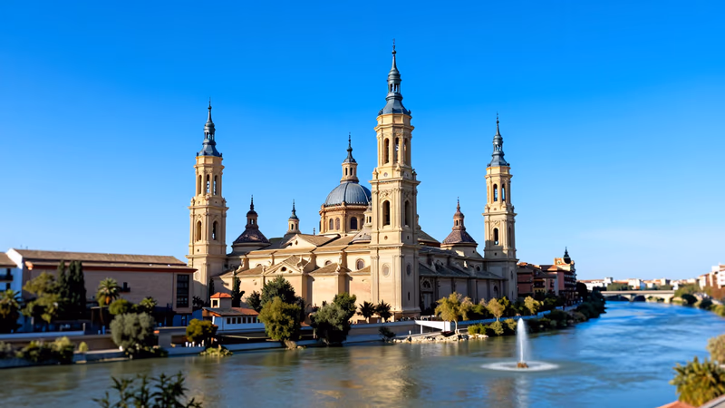 Datos de anuncios de oposiciones y empleo público en Aragón