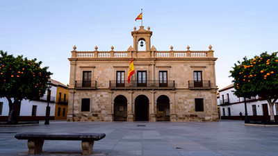 Oposiciones Ayuntamiento La Oliva 2026: 12 plazas de Técnico y Arquitecto