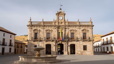 Empleo Ayuntamiento de Alhambra 2026: 4 plazas de Auxiliares de Vivienda Tu