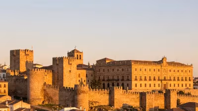 Oposición Administrativo Holguera 2026: 1 plaza en Cáceres